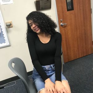 Meet your Posher, Lisania